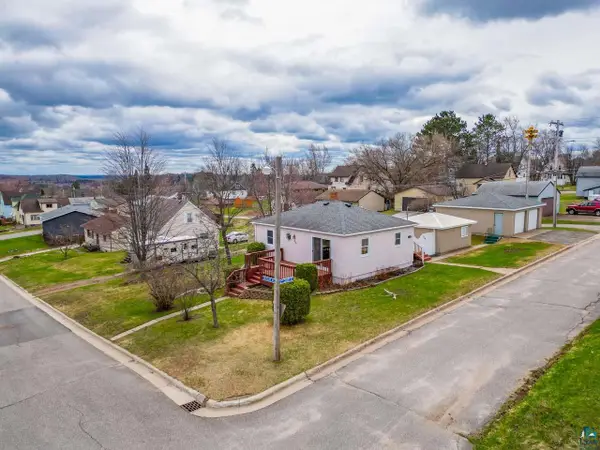 319 W Michigan Ave, Gilbert, MN 55741-0000