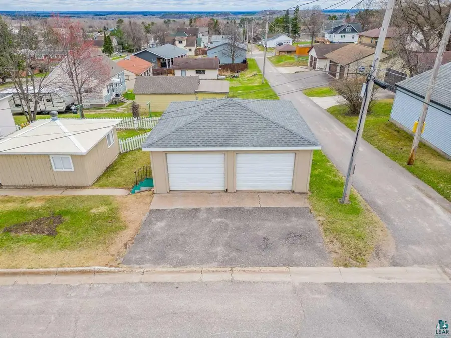 319 W Michigan Ave, Gilbert, MN 55741-0000 - #2