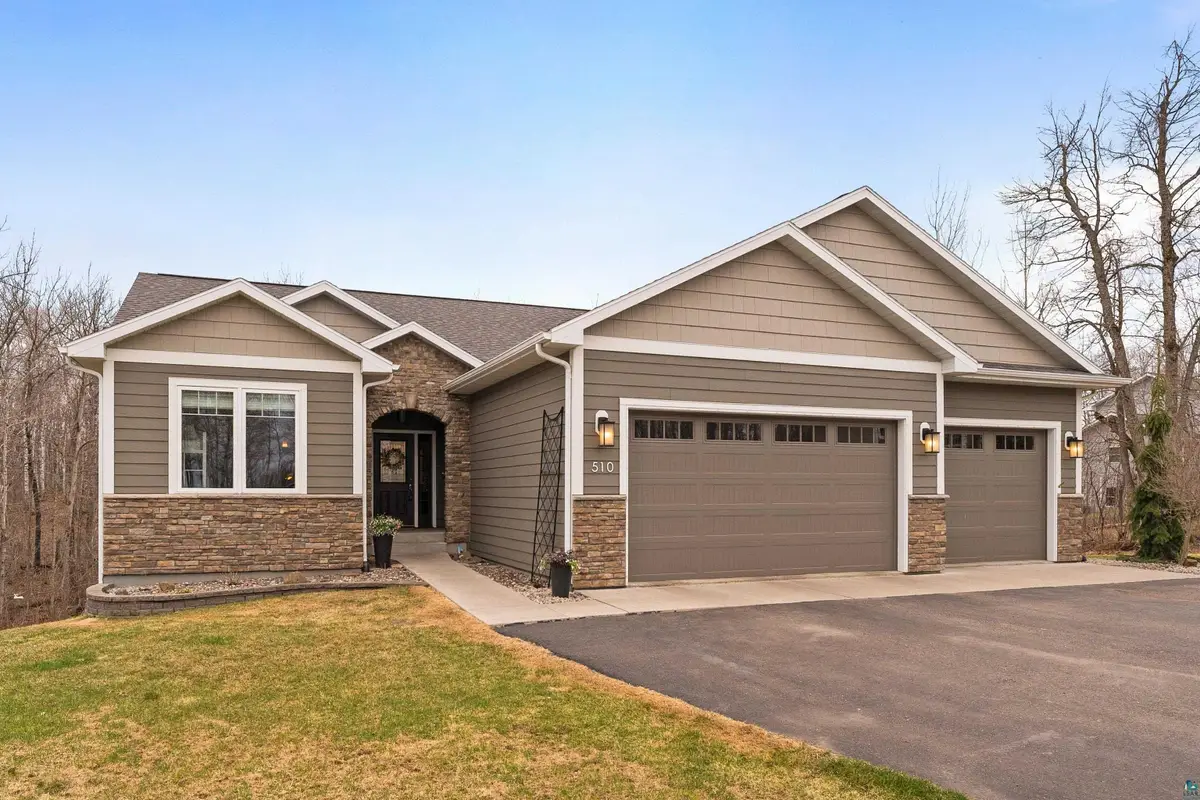 510 Crystal Dr, Duluth, MN 55811 - #1