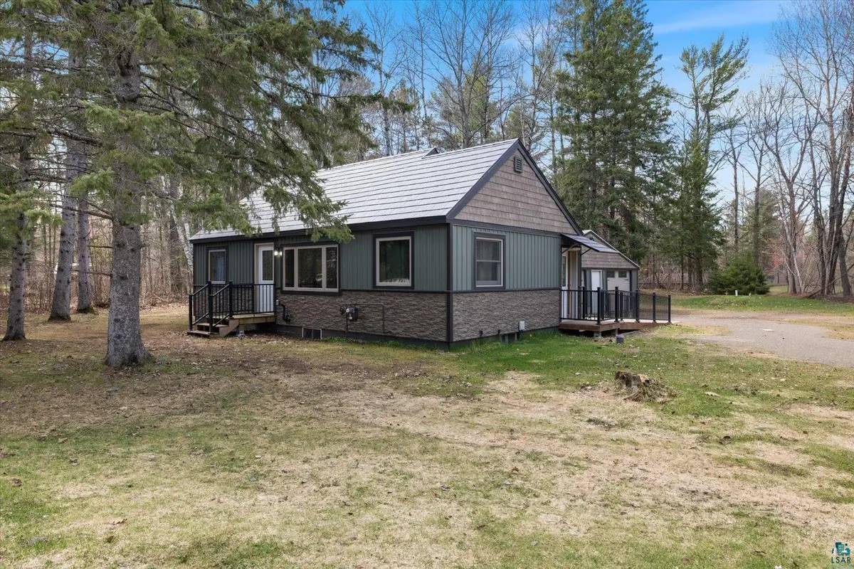 1537 W Moorhead Rd, Cloquet, MN 55720 - #1