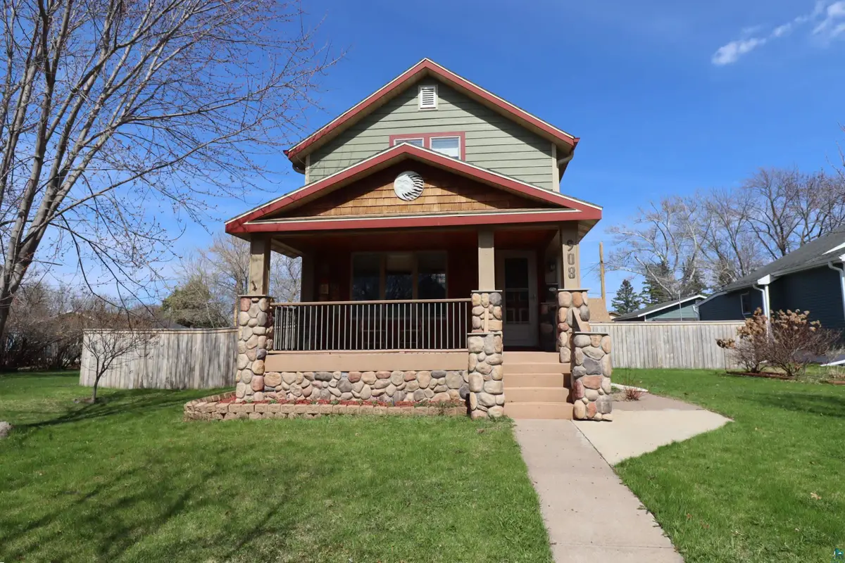 908 6th Ave W, Ashland, WI 54806 - #1