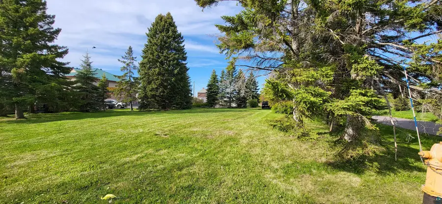 57 E 3rd St, Superior, WI 54880 - #2