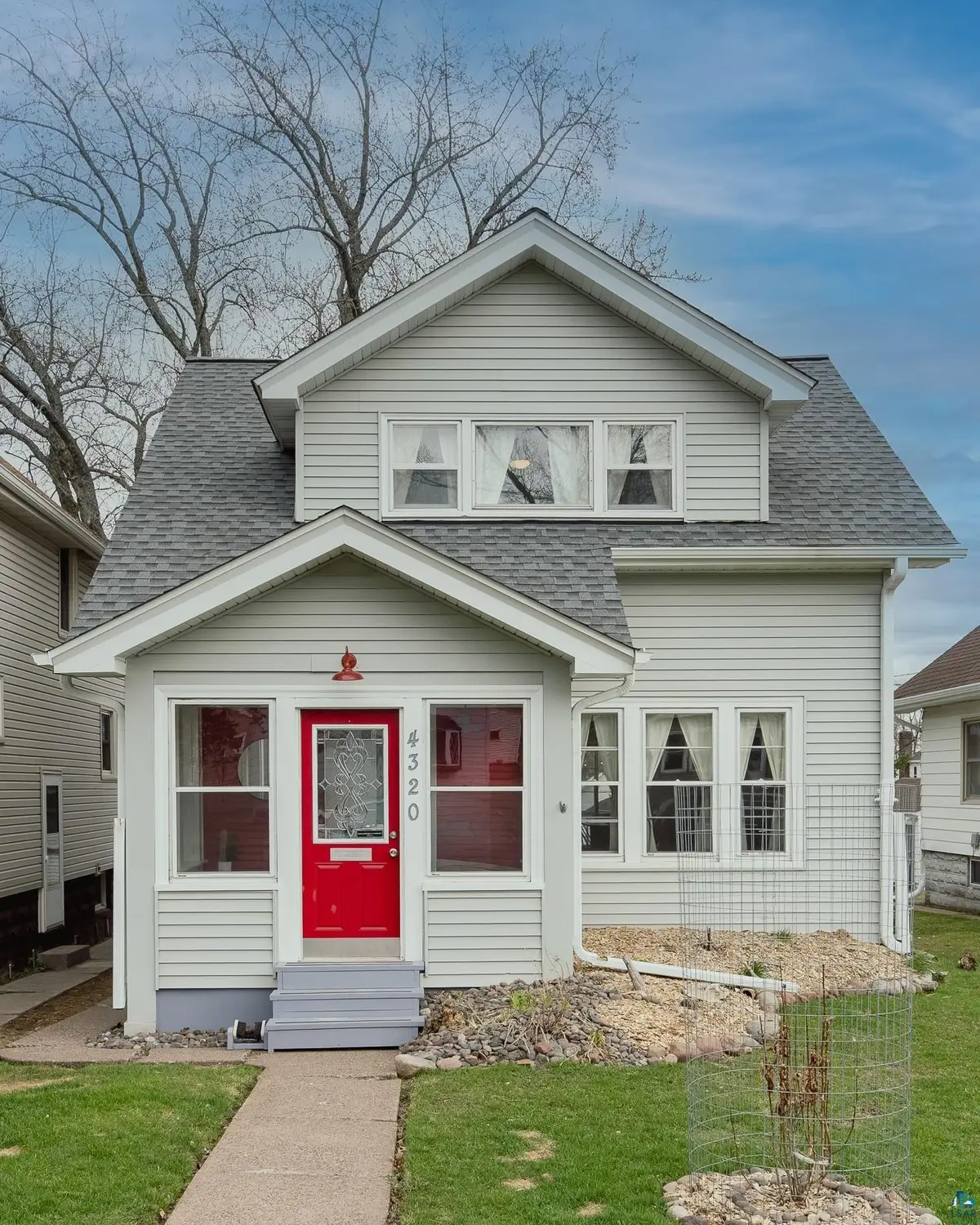 4320 W 6th St, Duluth, MN 55807 - #1