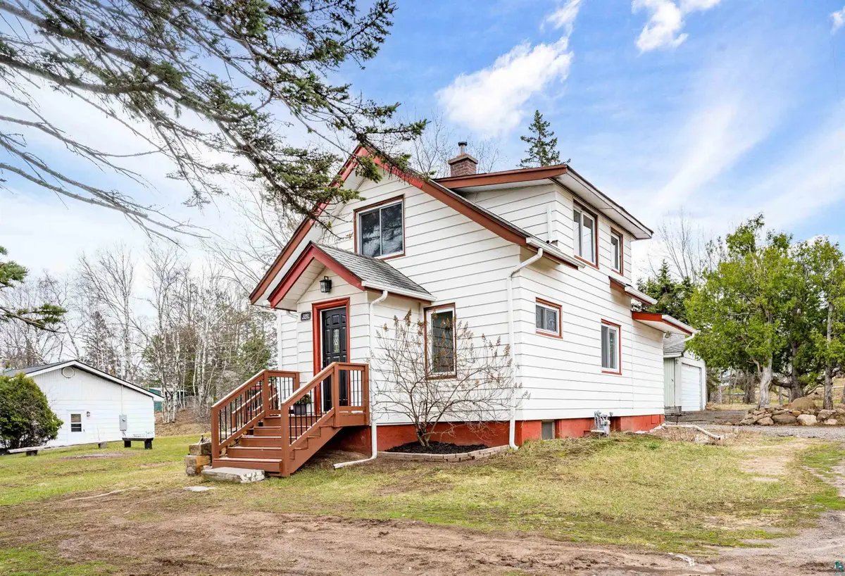 2352 Pershing St, Duluth, MN 55811 - #1