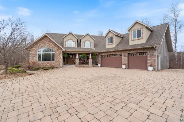 5023 Red Cedar St, Hermantown, MN 55811