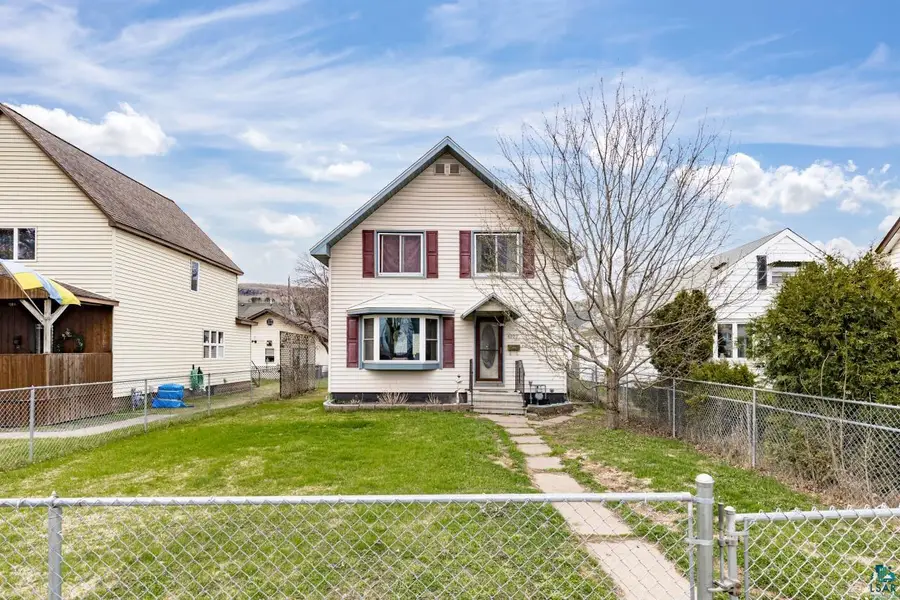 4223 W 5th St, Duluth, MN 55807 - #2