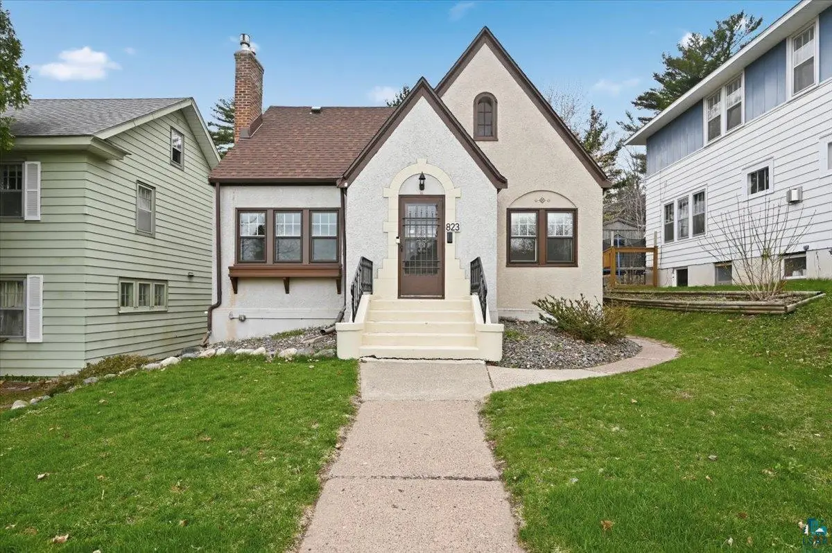 823 Grandview Ave, Duluth, MN 55812 - #1