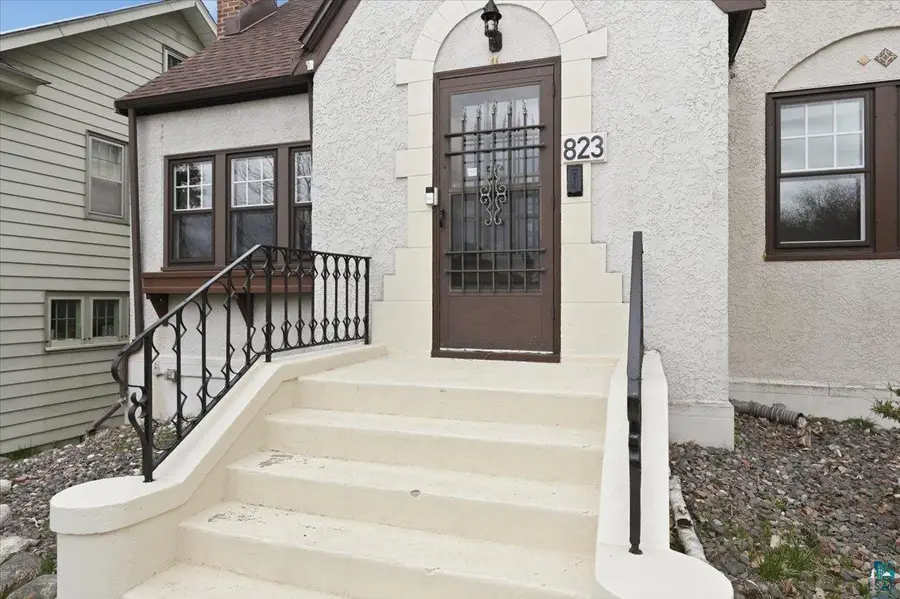 823 Grandview Ave, Duluth, MN 55812 - #2