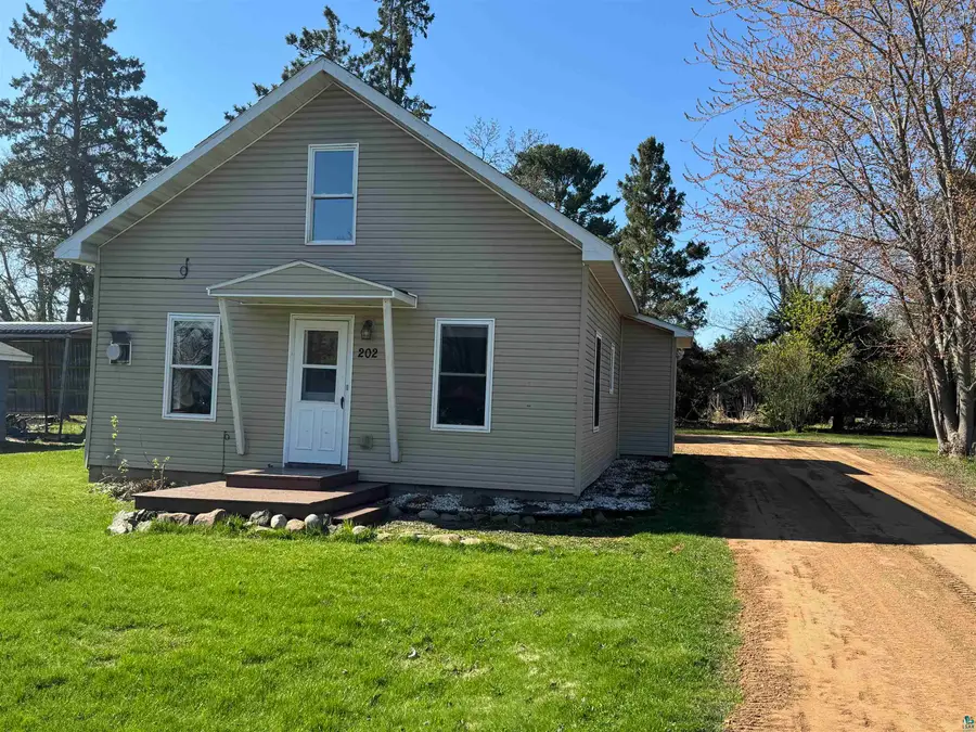 202 1st St Nw, Hinckley, MN 55037 - #2