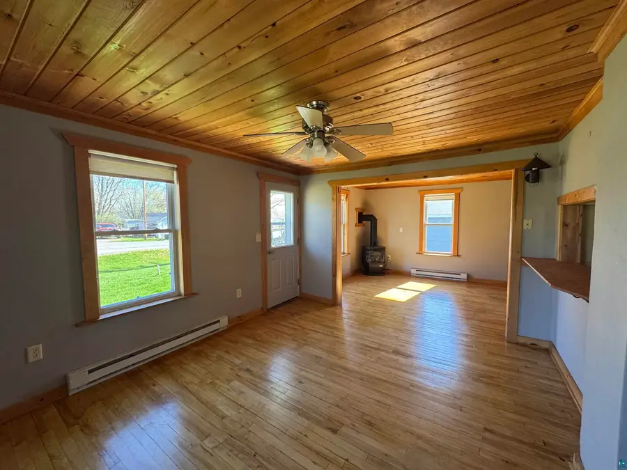 202 1st St Nw, Hinckley, MN 55037 - #3