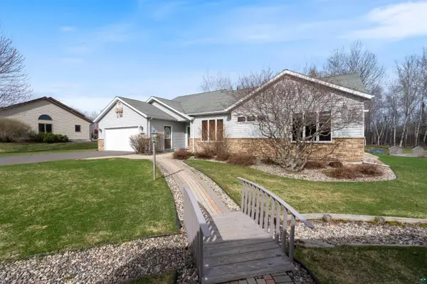 4354 Ugstad Rd, Hermantown, MN 55811