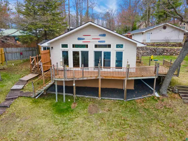 9591 S Buskey Bay Dr, Iron River, WI 54847