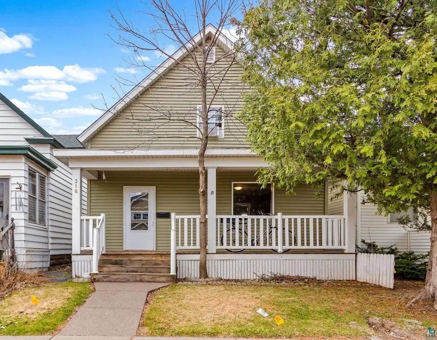 316 N 52nd Ave W, Duluth, MN 55807 - #2