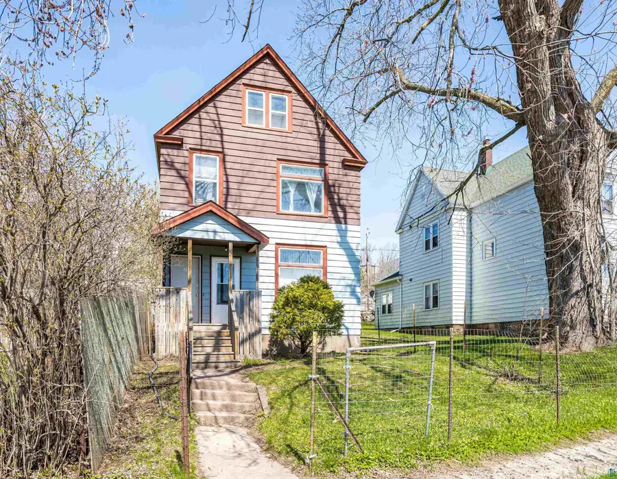 419 E 5th St, Duluth, MN 55805 - #2