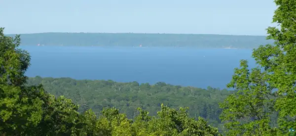 83xxx Ashwabay Heights Rd, Bayfield, WI 54814