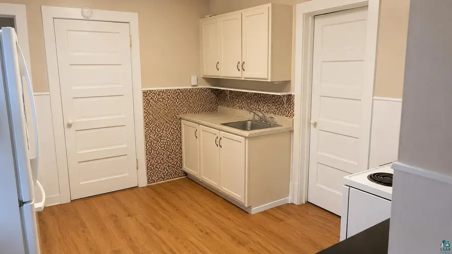 2713 W 3rd St, Duluth, MN 55806 - #2