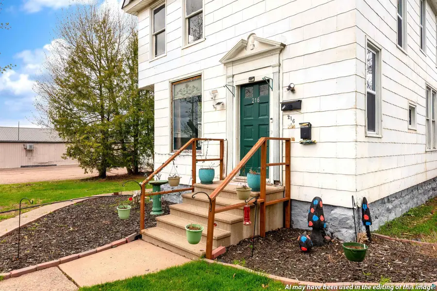 216 Prentice Ave, Ashland, WI 54806 - #3