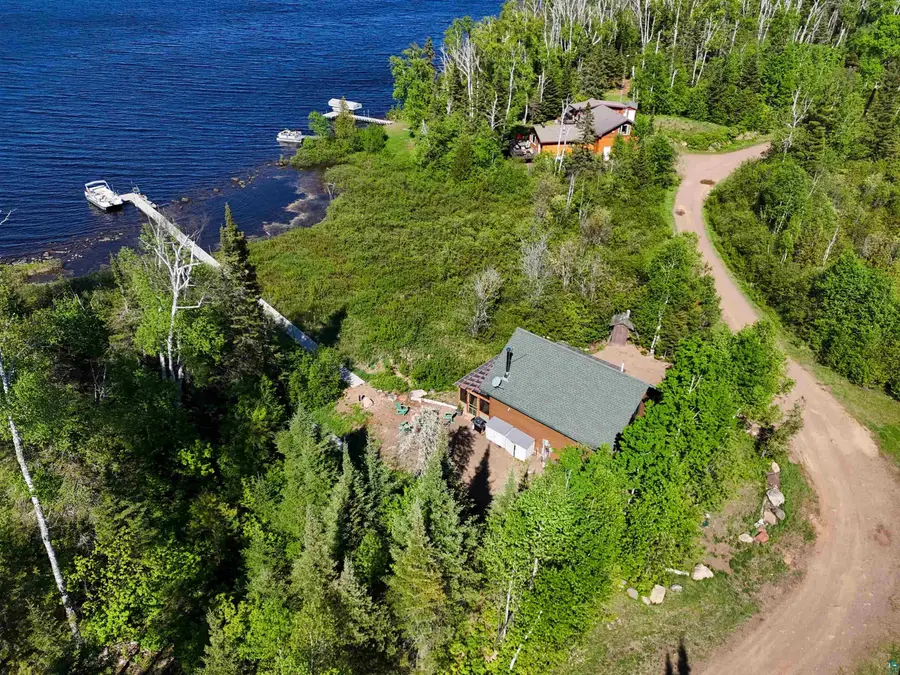 1088 South Shore Dr, Grand Marais, MN 55604 - #2