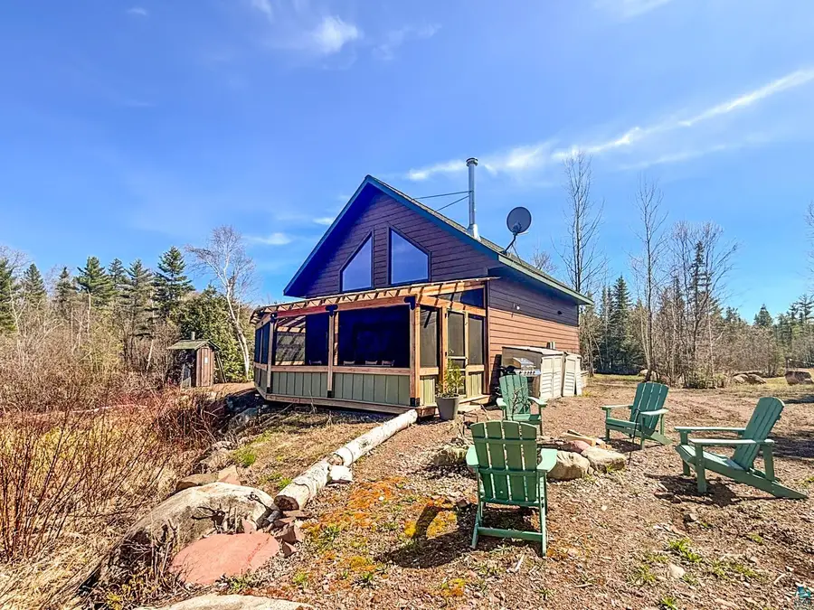 1088 South Shore Dr, Grand Marais, MN 55604 - #3