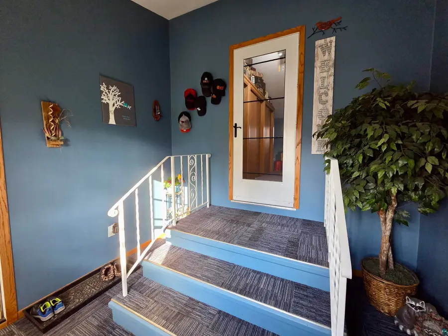 410 N Summit St, Gilbert, MN 55741 - #3