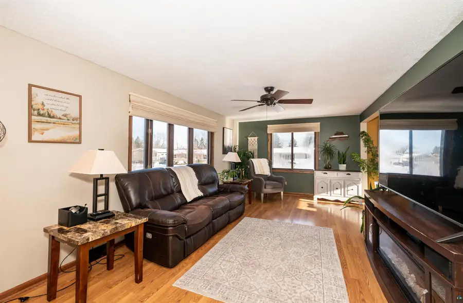 3107 Hughitt Ave, Superior, WI 54880 - #3