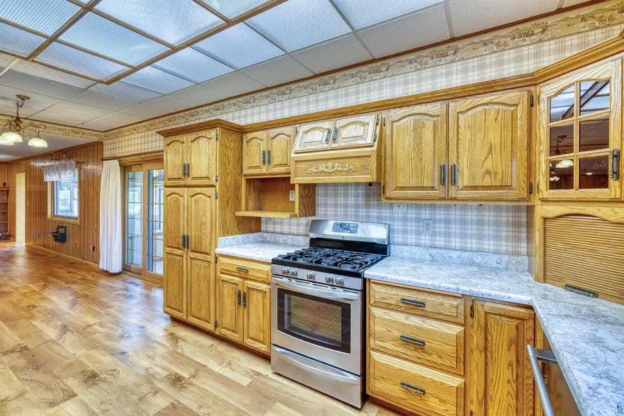 1404 E 10th St, Superior, WI 54880 - #3
