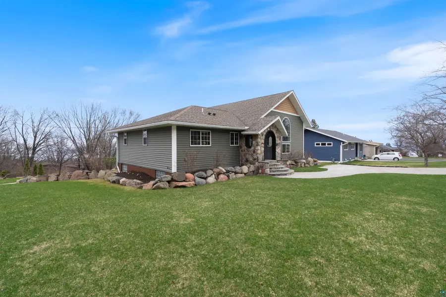 1524 Boulevard Pl, Duluth, MN 55811 - #2
