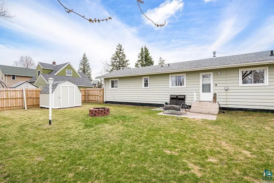 63 E 7th St, Superior, WI 54880 - #3
