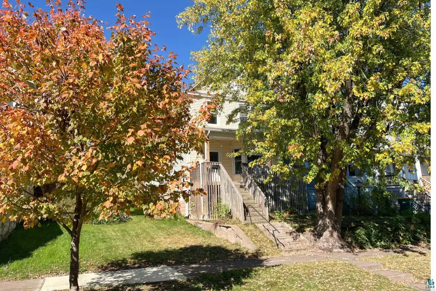 2117 W 4th St, Duluth, MN 55806 - #3
