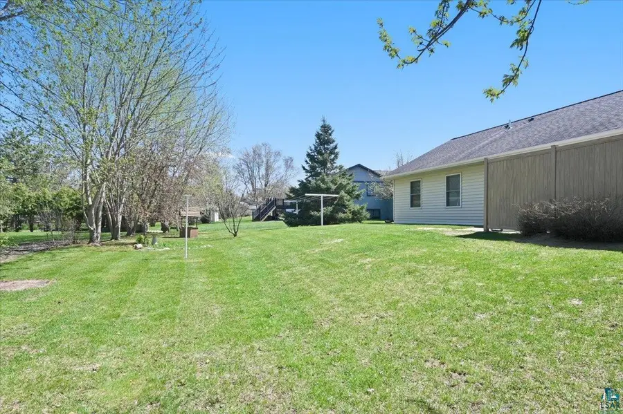 1207 Slate St, Cloquet, MN 55720 - #3