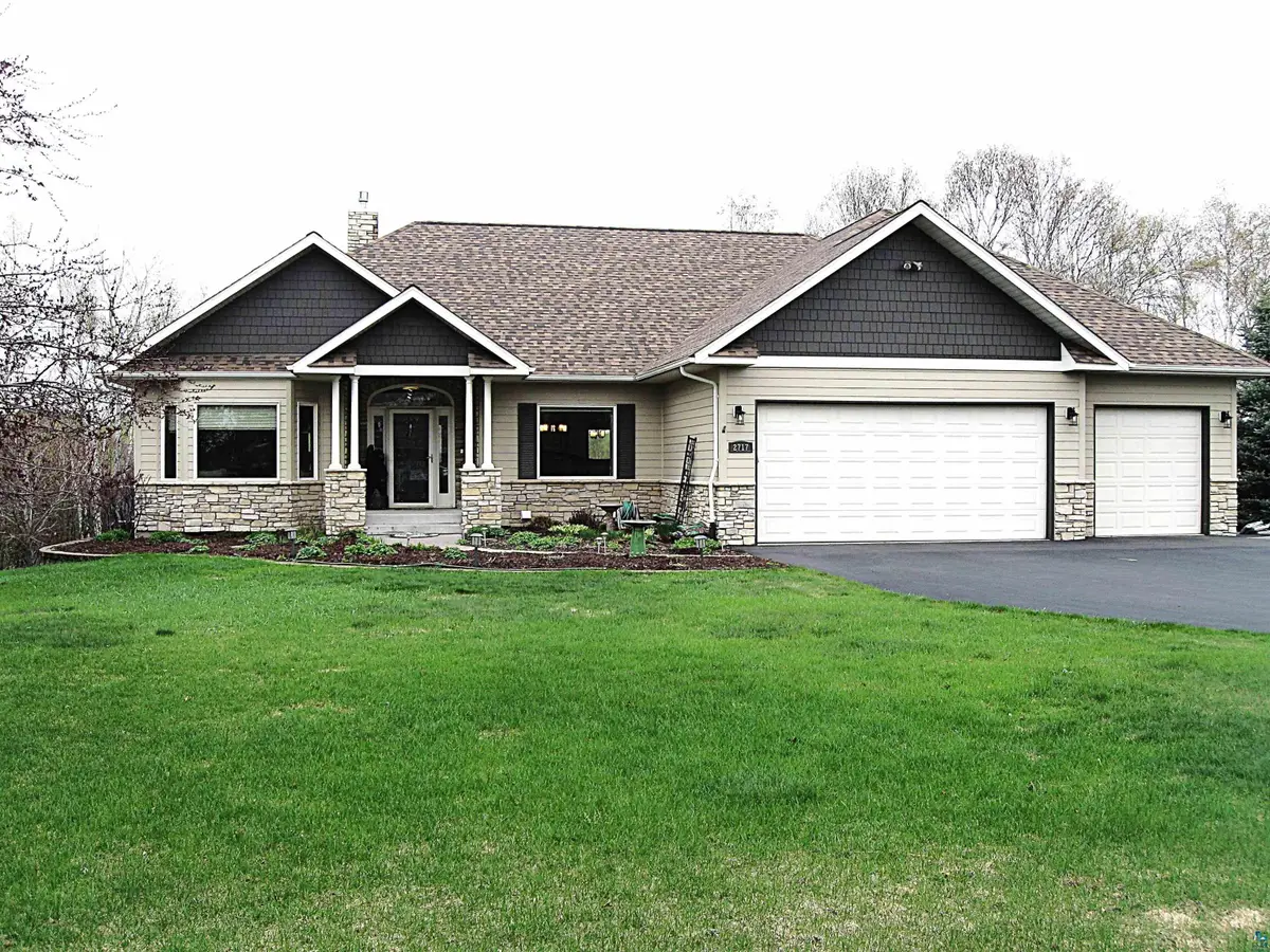 2717 Northridge Dr, Duluth, MN 55811 - #1