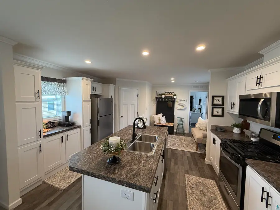 18 Kalmia Dr, Duluth, MN 55810 - #2