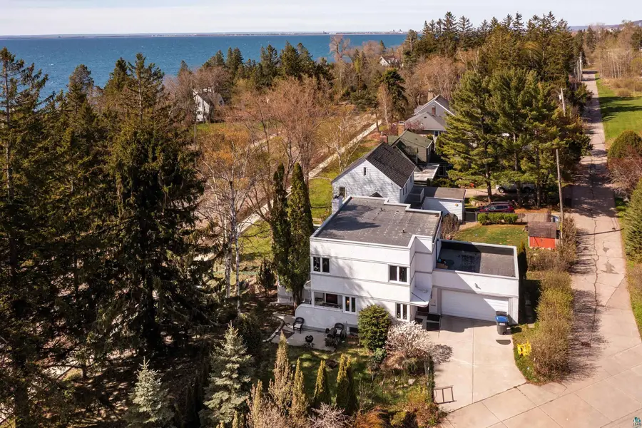 4631 London Rd, Duluth, MN 55804 - #3