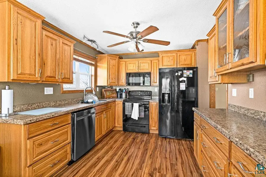 22 Marks Dr, Silver Bay, MN 55614 - #2