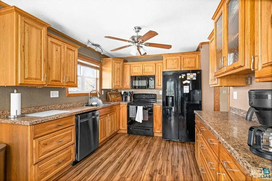 22 Marks Dr, Silver Bay, MN 55614 - #3