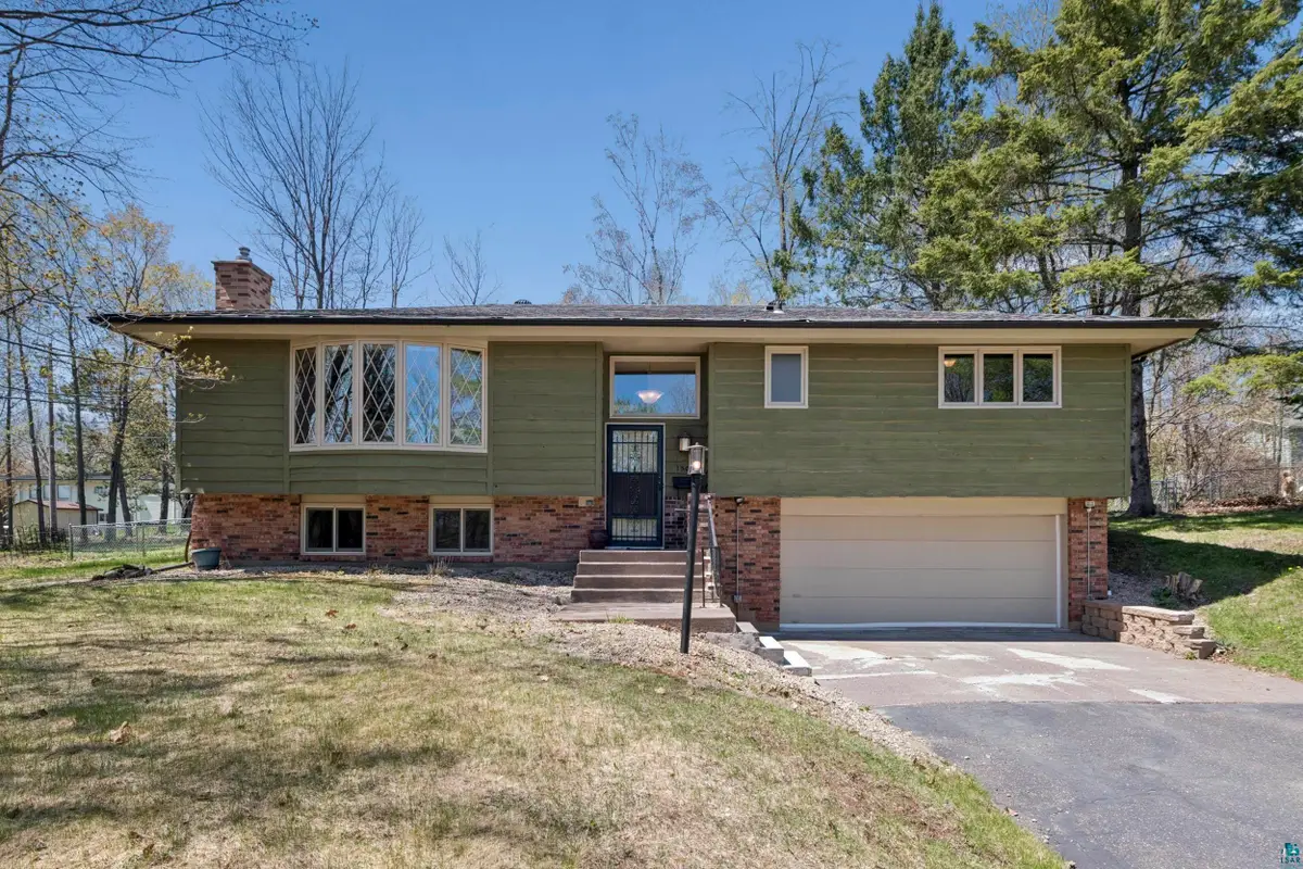 1501 Woodbury Ln, Duluth, MN 55811 - #1