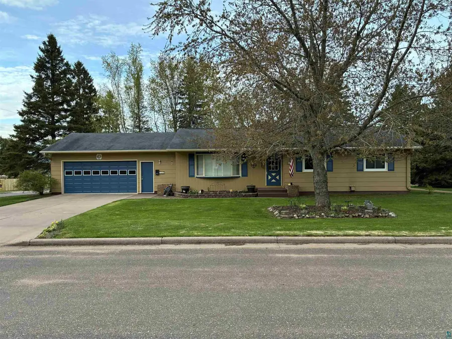 714 W 5th St, Washburn, WI 54891 - #3