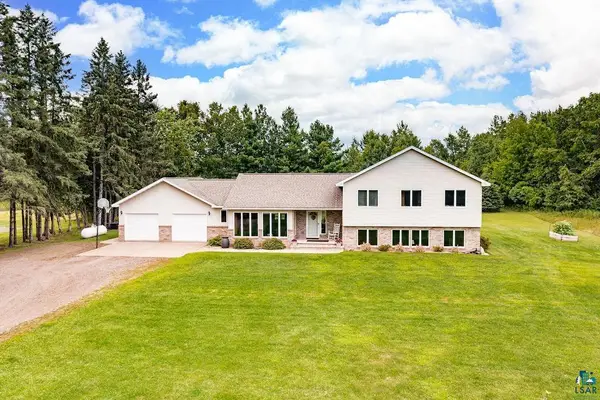 321 Carriage Hill Dr, Hinckley, MN 55037