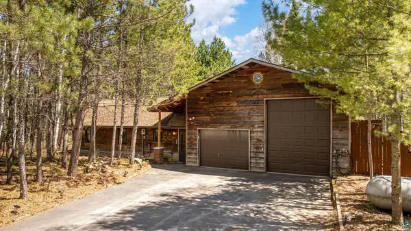 632 Voyageur Rd, Ely, MN 55731