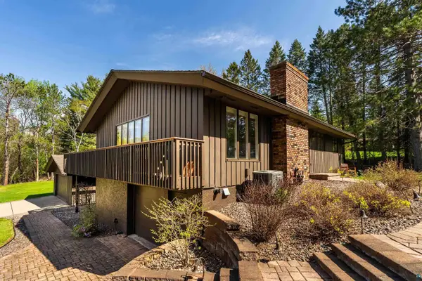 2144 Harvard Ave, Duluth, MN 55803