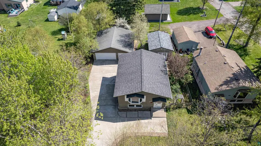 5306 Ivanhoe St, Duluth, MN 55804 - #2