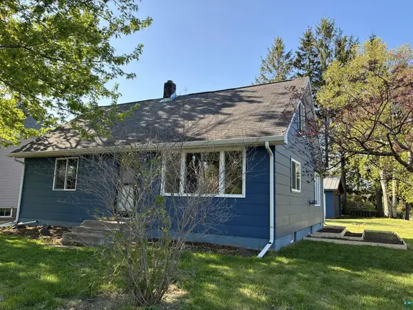 334 W Redwing St, Duluth, MN 55803
