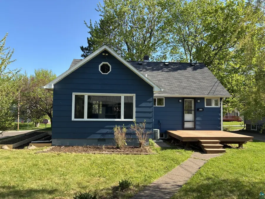 334 W Redwing St, Duluth, MN 55803 - #2