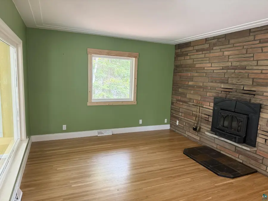 3722 E 4th St, Duluth, MN 55804 - #3