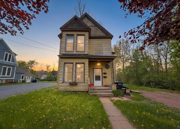 507 Chapple Ave, Ashland, WI 54806