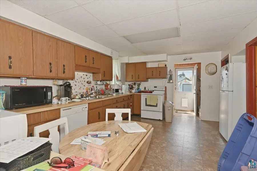 619 Fisher Ave, Superior, WI 54880 - #2