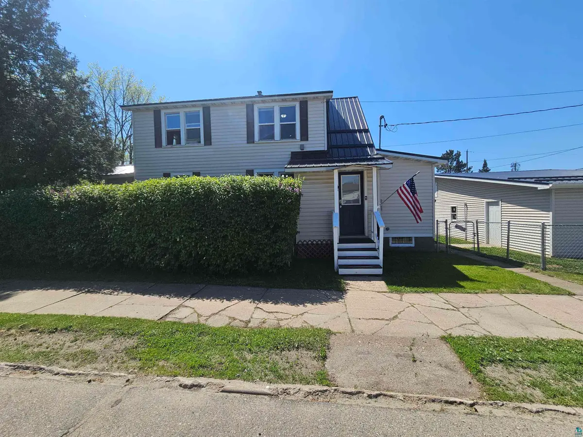 301 9th St S, Virginia, MN 55792 - #1