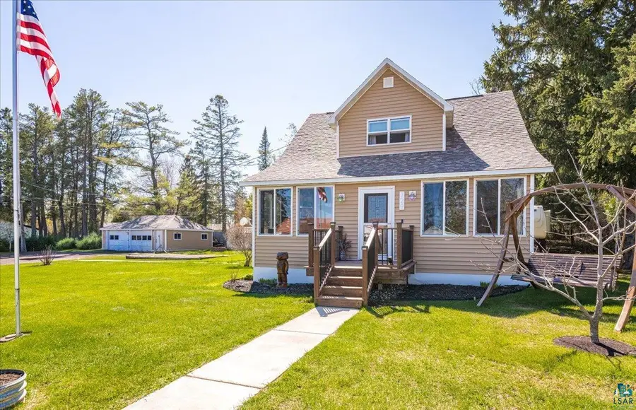 729 19th St, Two Harbors, MN 55616 - #2