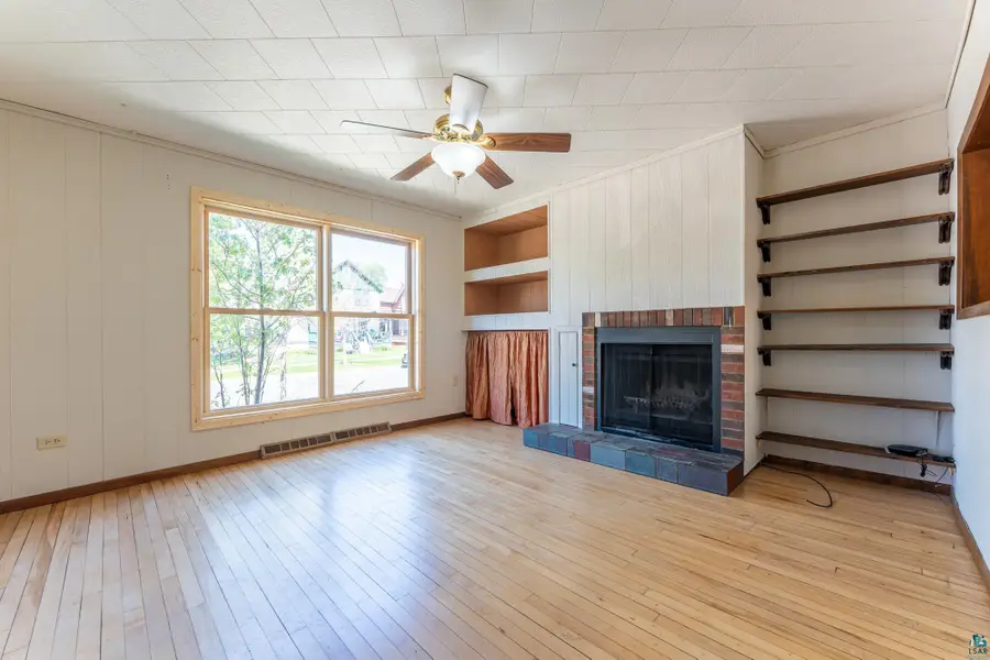 2 E Conan St, Ely, MN 55731 - #2