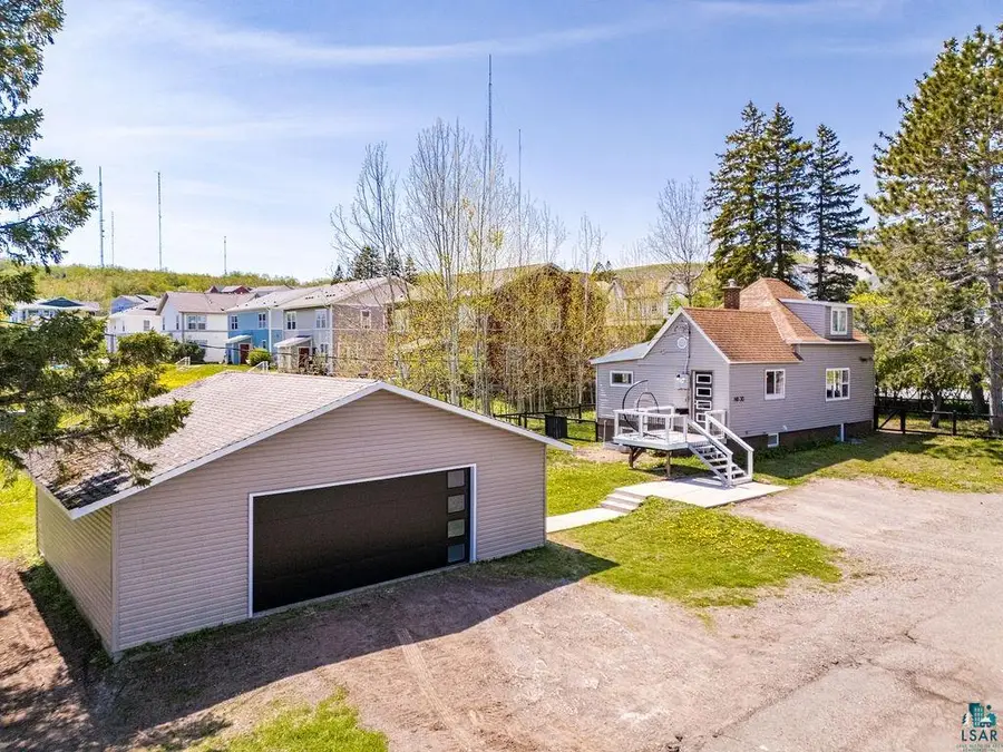 30 E 11th St, Duluth, MN 55805 - #2